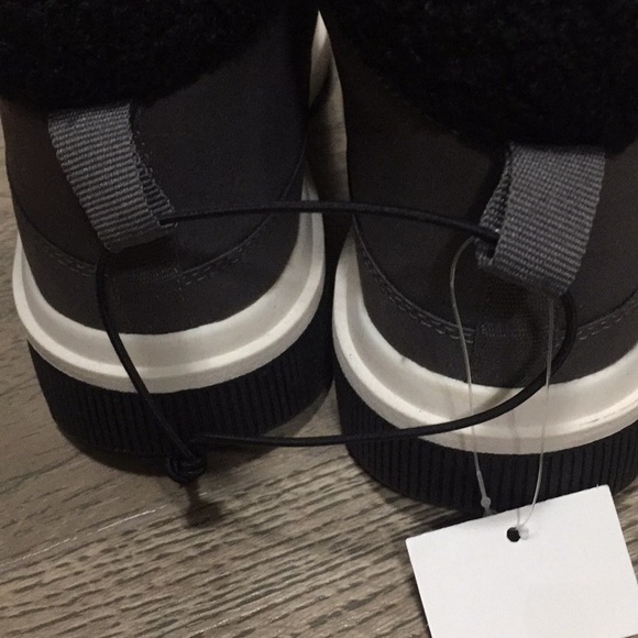 H&M boys Sz 2.5/34 warm lined hi top boot sneaker - Picture 8 of 14